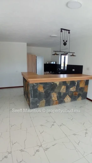 Maison moderne près de la plage 