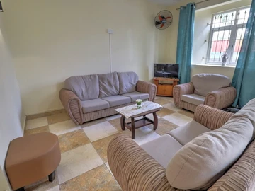 3 Bedroom Apartment