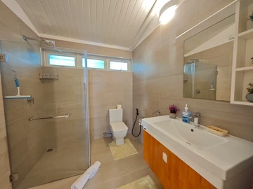 4 Bedroom Villa