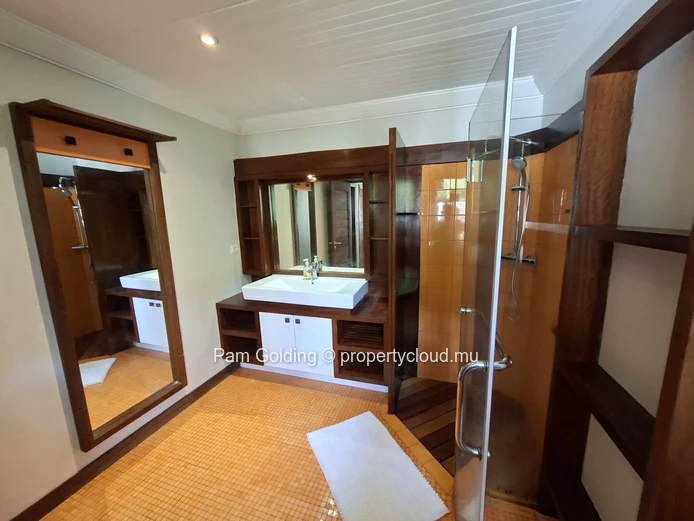 Piton - Maison à vendre – Pam Golding Mauritius