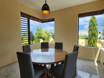 4 Bedroom Villa