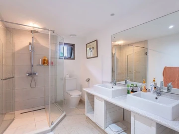 3 Bedroom Townhouse, Duplex