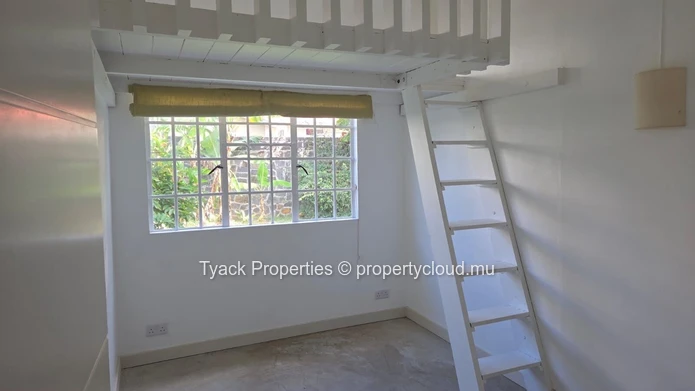 3-bedroom house with swimming pool for sale in Pointe aux Canonniers