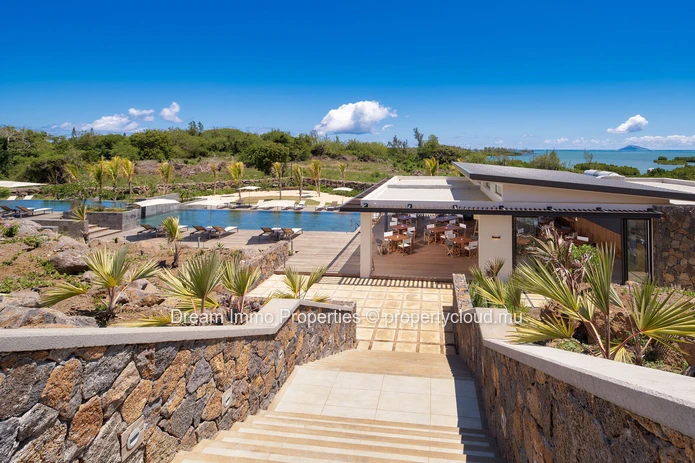Exceptional 3-bedroom apartment with panoramic sea views at St Antoine Private Residences – Mauritius