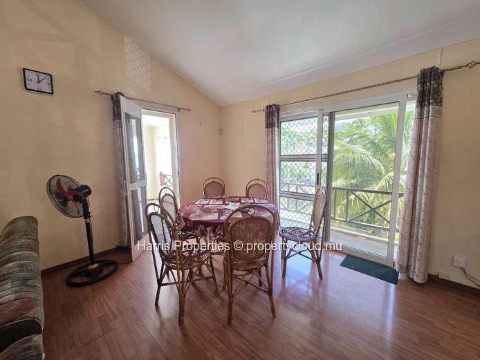 Magnifique appartement au premier étage à louer à Péreybère