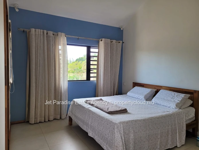 Modern Villa of 4 Bedrooms– Gated Community in Flic en Flac