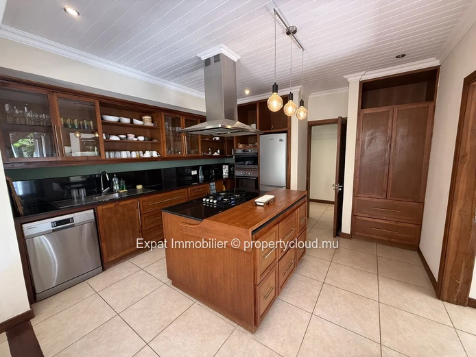 Charming Single-Storey Villa In Oasis Ii Residence – Pereybère