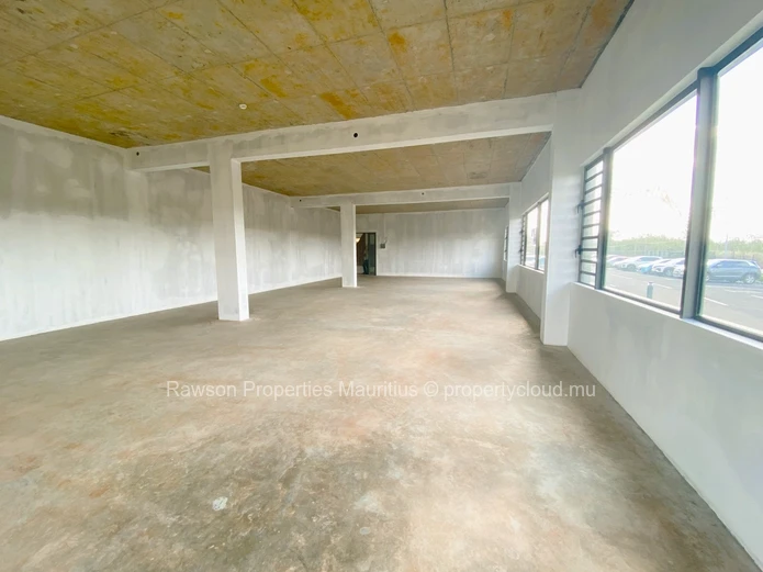 Commercial Space On The Calebasses Highway