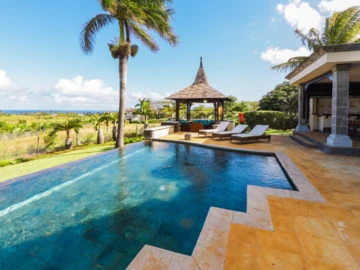 4 Bedroom Villa