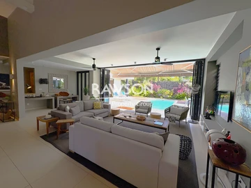 4 Bedroom Villa