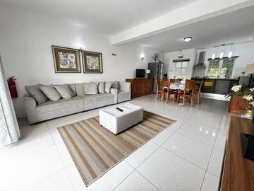 3 Bedroom Townhouse, Duplex