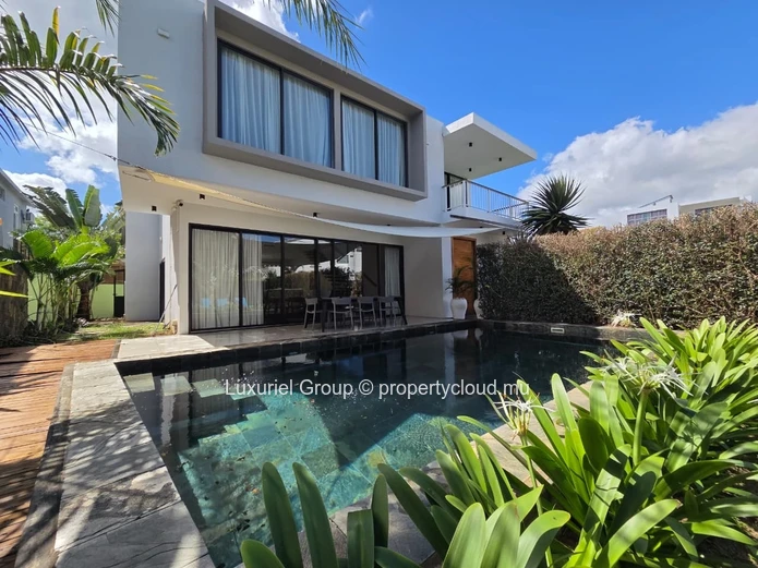 5-Bedroom Villa For Rent – Trou Aux Biches