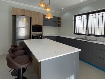 4 Bedroom Villa