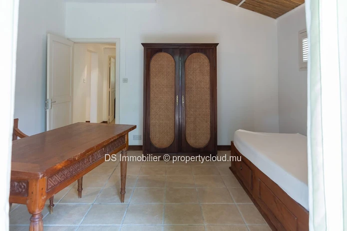 Exceptional Villa In Pointe Aux Canonniers – Near The Sea