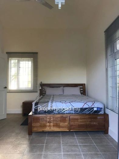 MELVILLE - Exceptional villa for rent with 4 bedrooms. – A haven of peace just steps from the beach