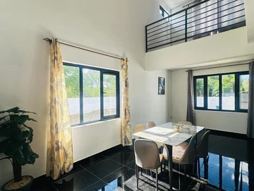 5 Bedroom Villa