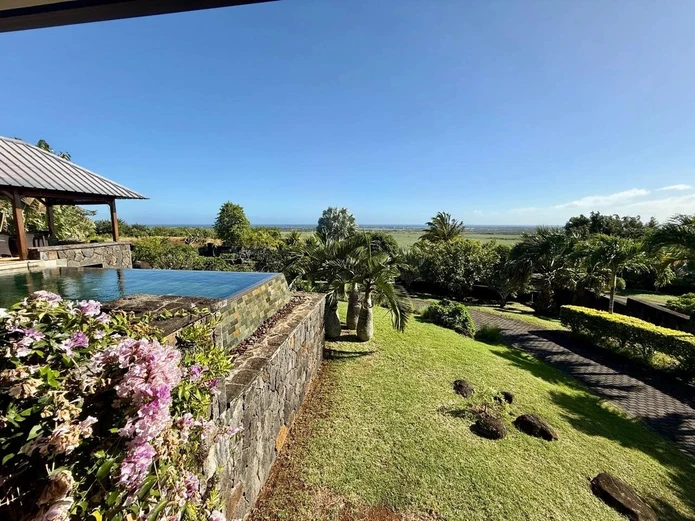 Villa for sale