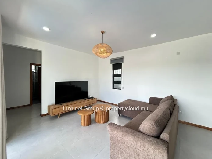 Contemporary Villa For Rent In Cap Malheureux