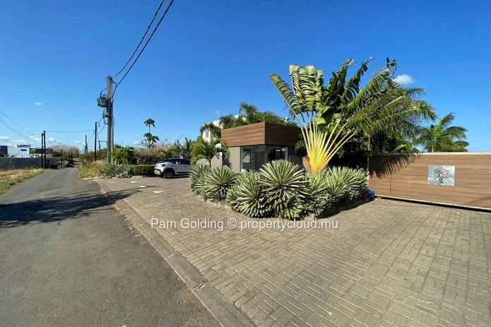 Pereybere – House for rent – Pam Golding Mauritius
