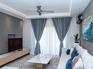 4 Bedroom Villa