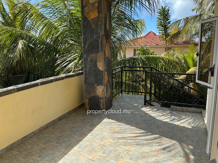 FOR RENT in GRAND GAUBE: 3-bedroom apartment with garden