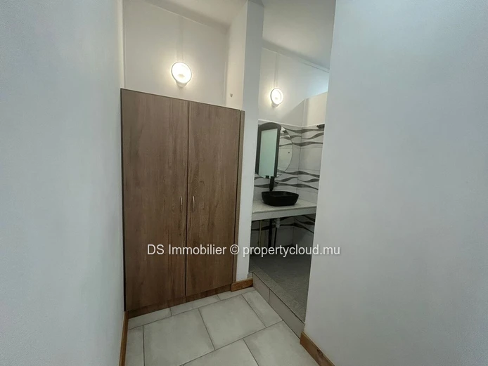 Villa For Rent In Pereybere – Just Steps Away From The Beach-North