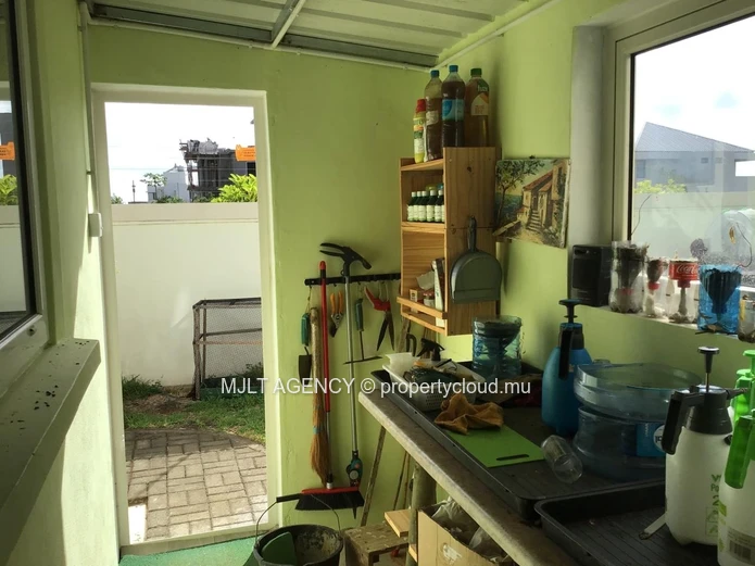 House / Villa - 5 Bedrooms - 319 m² Beau Vallon, South, Morcellement Le Mahe