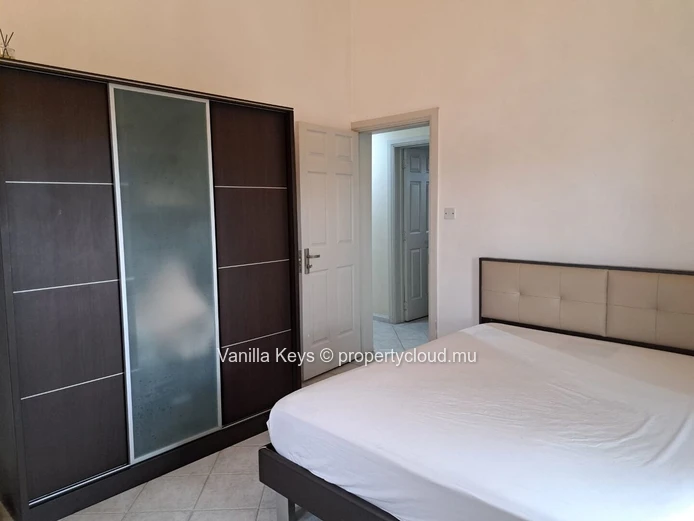 À Vendre – Charmant Appartement de 3 Chambres : Votre Petit Cocon au Cœur de Curepipe