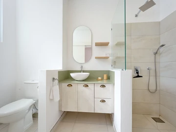 3 Bedroom Apartment