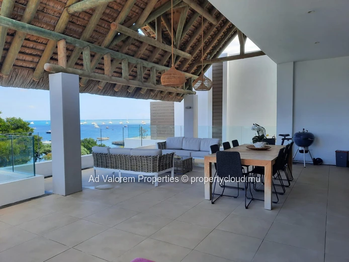 Beachfront Penthouse for sale in Black River 