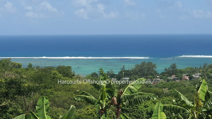 Paradise Awaits: Expansive Land in Baie du Cap, Bel Ombre
