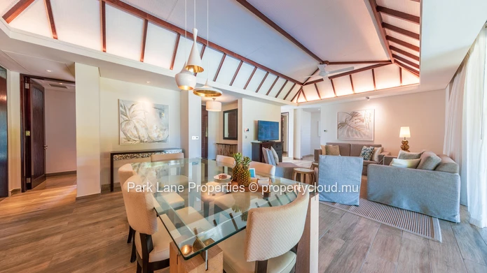 Luxury IRS Four Seasons Villa Suite with Private Pool, Golf & Ocean Views