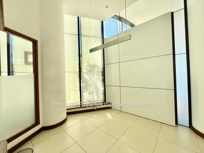 Ground Floor Office Space for Rent in Ebene | Prime Commercial Space with Exceptional Visibility