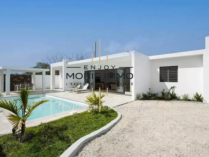 Villa contemporaine à louer en long terme à Grand Baie – Île Maurice | 250 m² | 3 chambres | Piscine privée