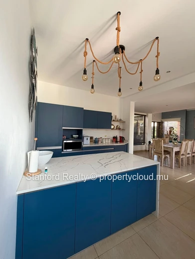 Beautiful Villa for Rent - 4 Bedrooms, Grand Baie, North