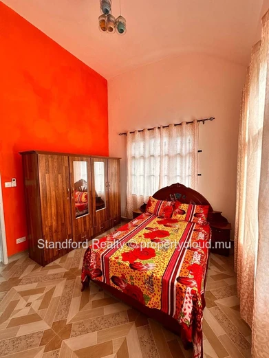 Villa 4 Chambres à Louer à Grand Gaube, Nord