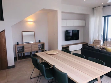 3 Bedroom Townhouse, Duplex