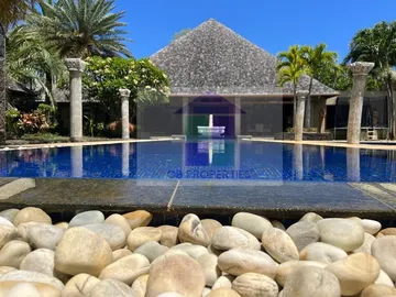 Luxurious Balinese villa