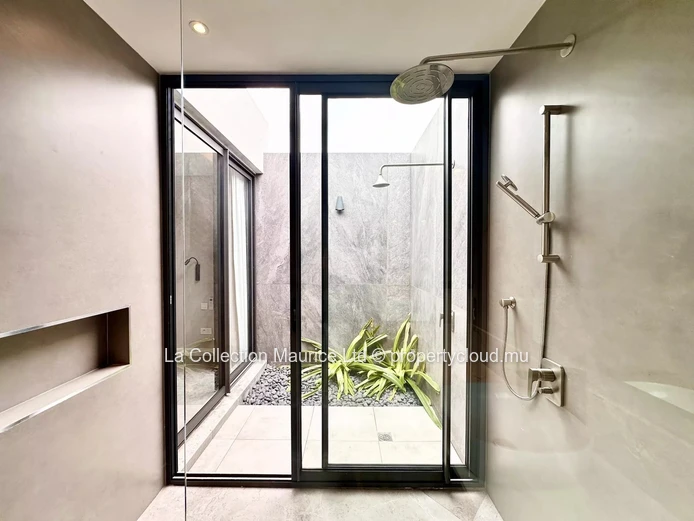 Villa I Black River I Beachfront