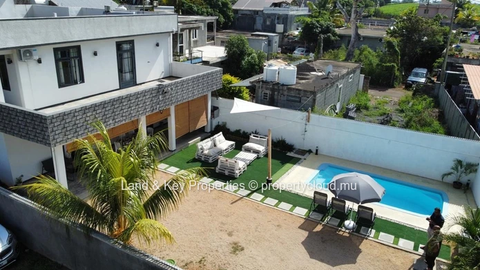 4-Bedroom Villa with Swimming Pool | Morc Mahadoo, Baie du Tombeau