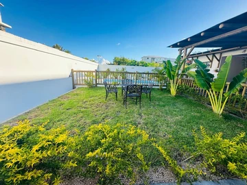2 Bedroom Townhouse, Duplex