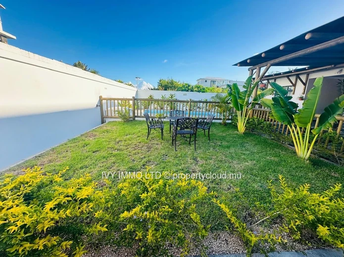 Duplex 2 chambres à Mont Choisy – Résidence sécurisée à 5 minutes de la plage