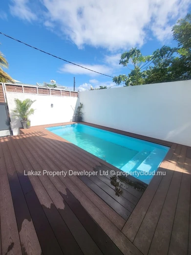 3-bedroom house with swimming pool for rent in Pointe aux Canonniers.