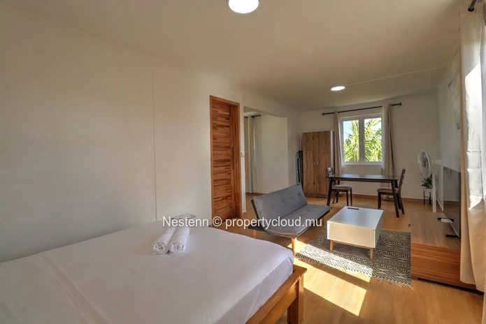 Charmant appartement traditionnel d'une chambre à Grand Baie, entièrement meublé avec des équipements modernes, à pro...