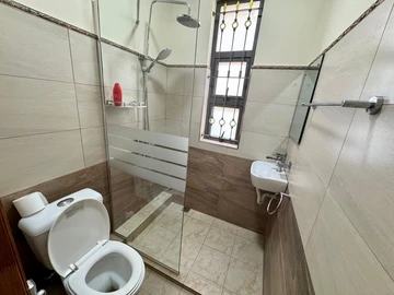 4 Bedroom Villa