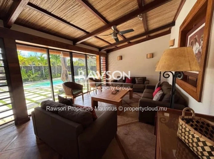 4 Bedroom Villa | Seafront | Sea View | Pool | Providence Sur Mer | Poste De Flacq