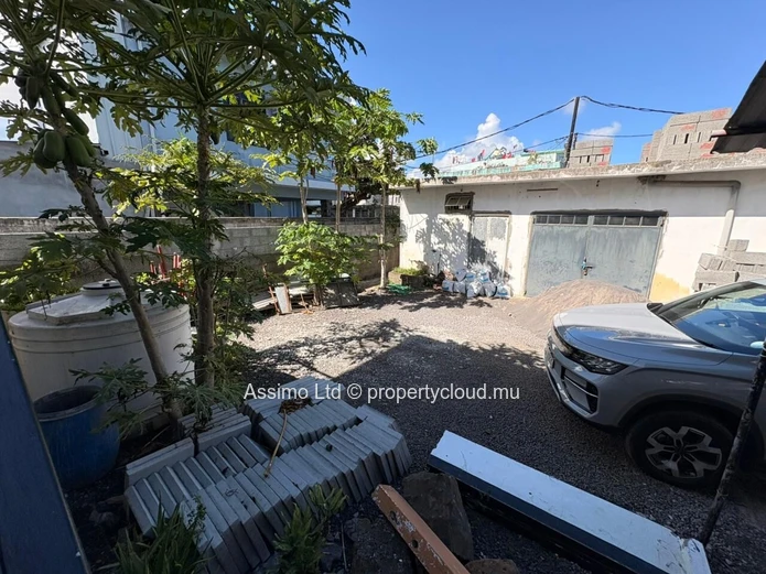 Top floor of a house, 2 bedrooms for rent in Trou aux Biches