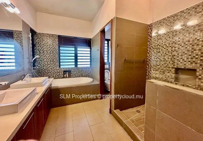 Moka -Penthouse de 4 chambres dans un cadre verdoyant en vente