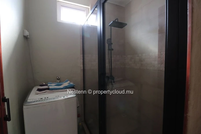 Charming 3-bedroom house with private pool 