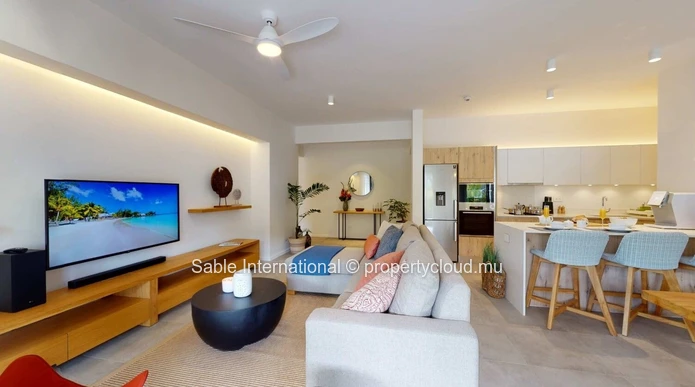 Luxury RES Apartment with Communal Pool in Prime Grand Baie Location! 2 Beds, Balcony, Indoor Spa, Close to Amenities.